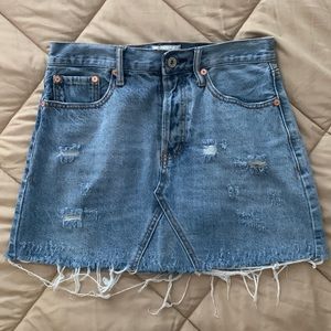 Umgee distressed denim skirt